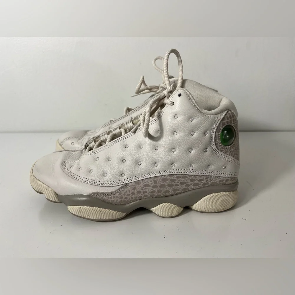Nike Air Jordan 13 Womens Size 7 RETRO PHANTOM AQ1757-004 Snakeskin White Grey - Picture 4 of 10